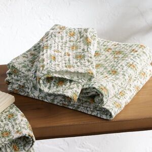 NWT - 2 bath towels - handcrafted Turkish style